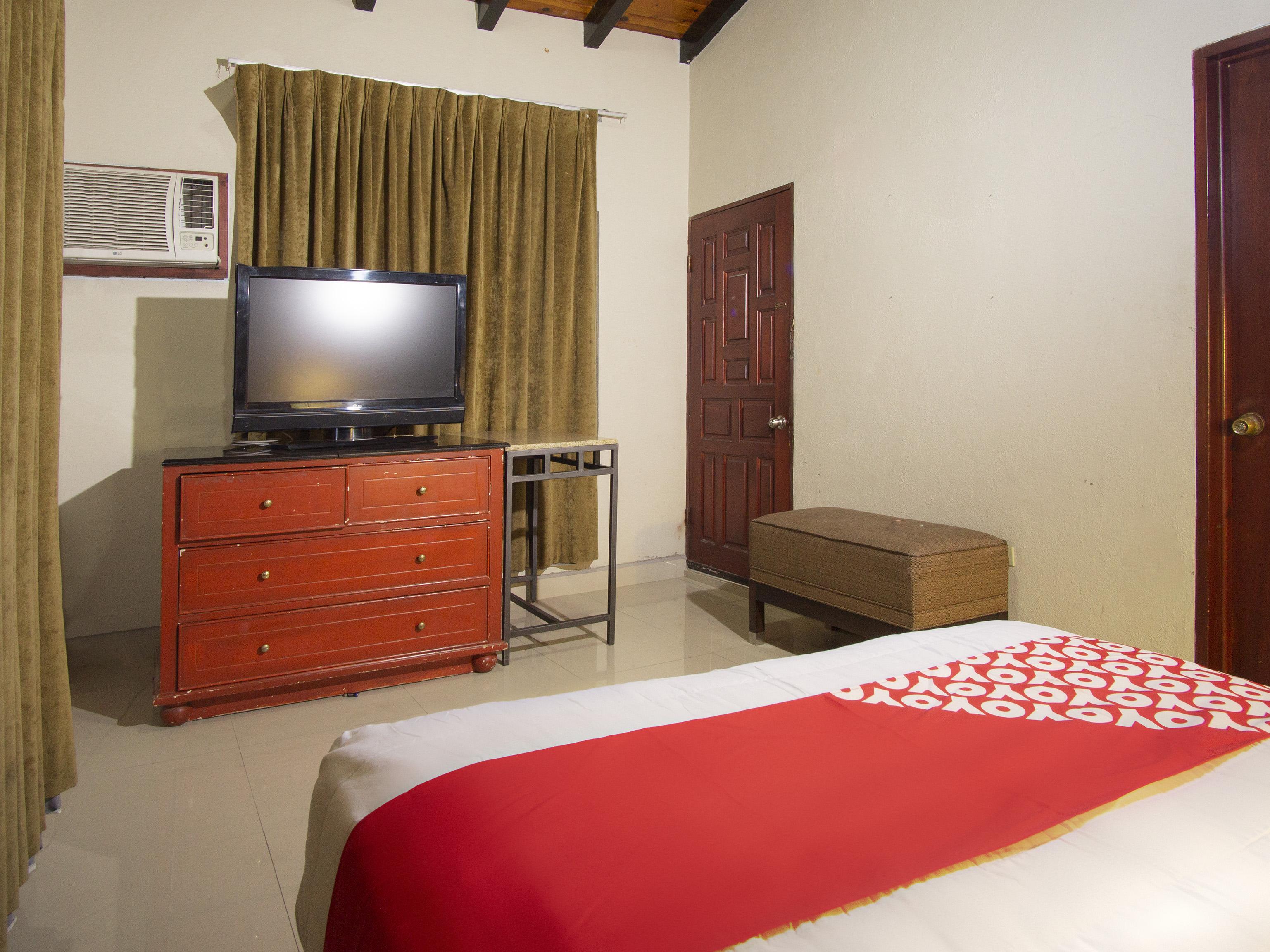 Oyo Hotel Hacienda Don Luis, Rosarito Dış mekan fotoğraf A typical room at the hotel