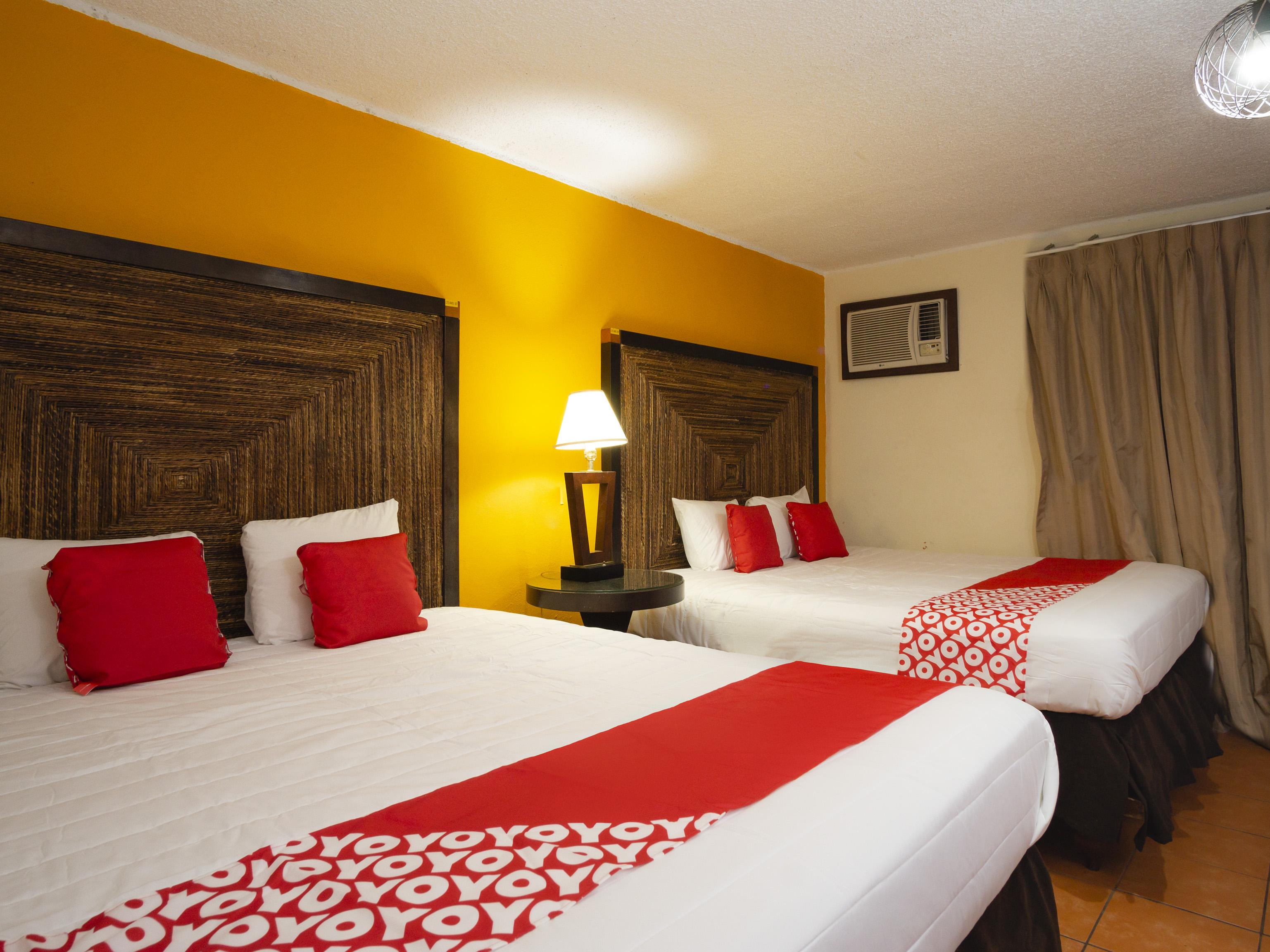 Oyo Hotel Hacienda Don Luis, Rosarito Dış mekan fotoğraf A typical OYO hotel room in San Francisco, California