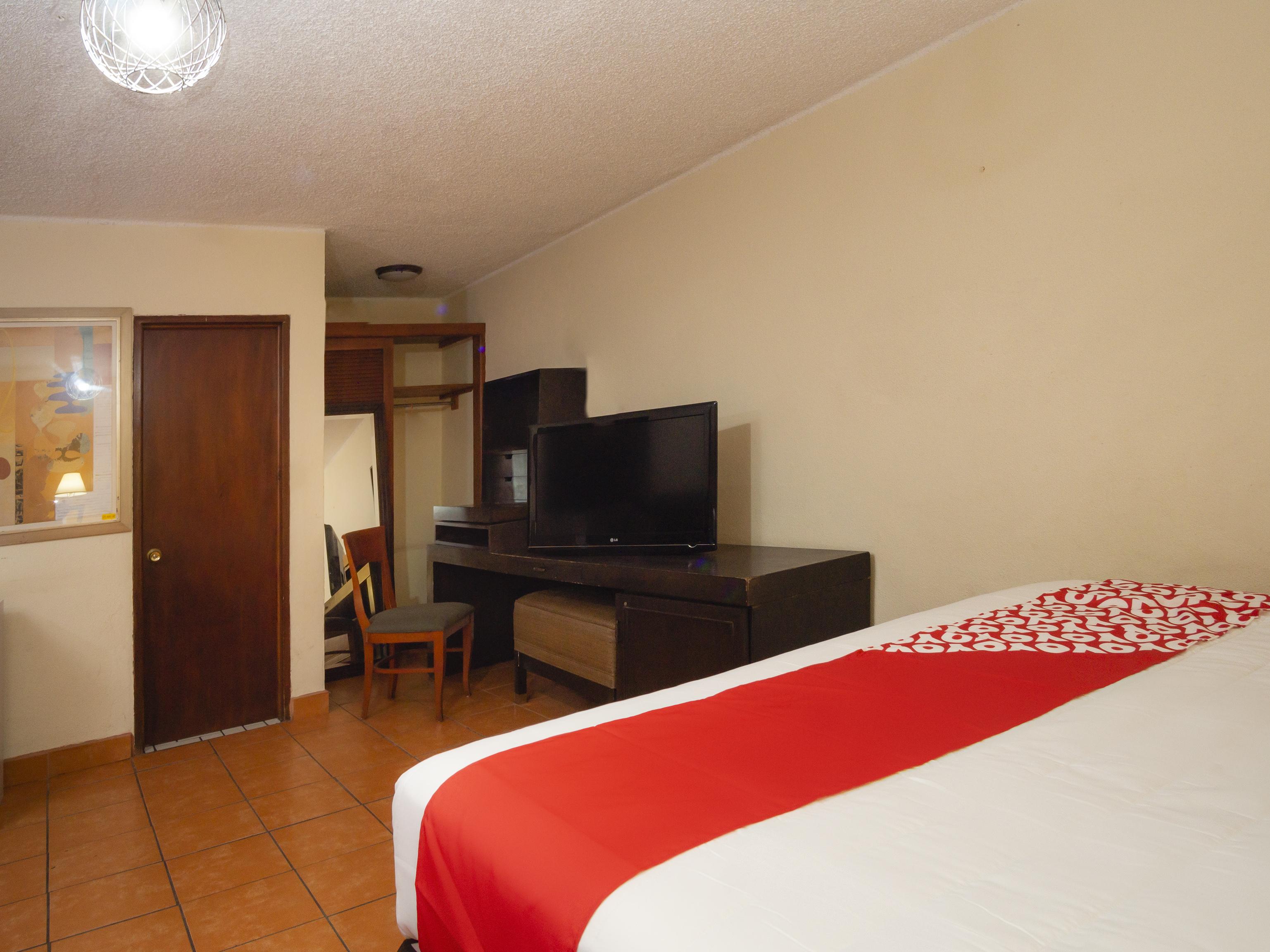 Oyo Hotel Hacienda Don Luis, Rosarito Dış mekan fotoğraf A typical room at the hotel